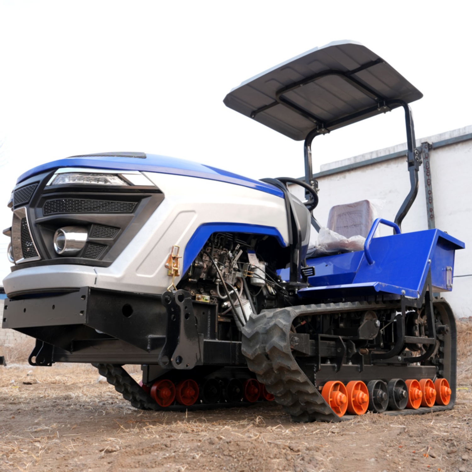 プロフェッショナル農業用トラクター 60馬力 CE EPA  - Heavy Equipment Landscaping のレビューと価格